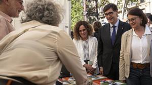 El Govern i els partits prometen donar un impuls a l’ús del català