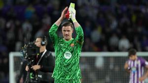 Ter Stegen després del partit agraint el suport. | CÈSAR MANSO / AFP