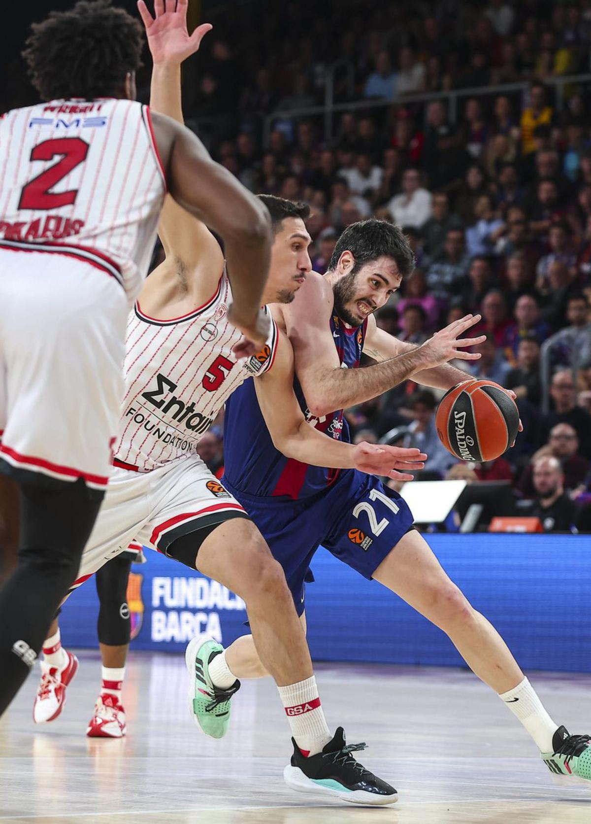 El Barça ensopega en el seu primer pas cap a la ‘final four’ El Barça ensopega en el seu primer pas cap a la ‘final four’