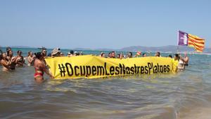 Mallorca es rebel·la en ple cor del turisme alemany