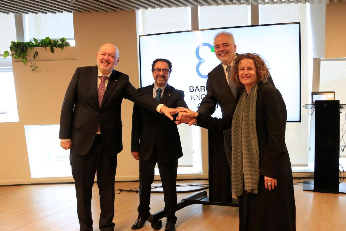 Barcelona Knowledge Alliance (BKA): és la marca amb què les quatre universitats públiques de ciutat es presentaran al món Barcelona Knowledge Alliance (BKA): és la marca amb què les quatre universitats públiques de ciutat es presentaran al món