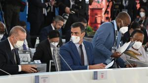 Sánchez crida a pactar la reforma laboral també amb els empresaris