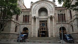 Penes de fins a 44 anys de presó per a tres homes que van assaltar una casa a Navarcles i van matar el propietari