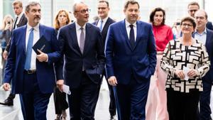 Els socialdemòcrates alemanys donen via lliure a la coalició de Merz