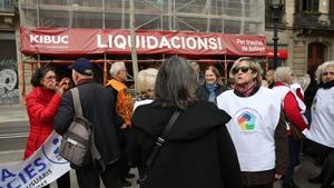 Compte enrere per al desallotjament de la residència Tàber: les famílies denuncien falta d’informació i ajuda amb els trasllats