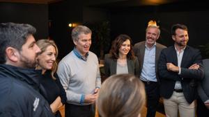 Feijóo i els seus barons forgen el pla del PP per abaratir l’habitatge