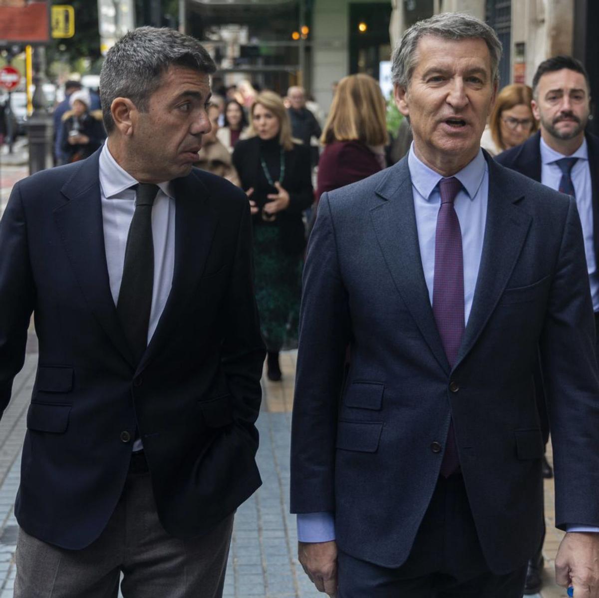 Mazón: "Parlo bastant sovint amb Feijóo sobre la recuperació" Mazón: "Parlo bastant sovint amb Feijóo sobre la recuperació"