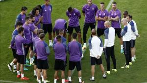 undefined35007707 gra210  trondheim  noruega   08 08 2016   los jugadores del 160808204032