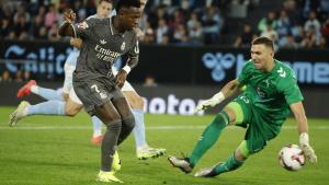 El jugador del Real Madrid Vinicius Junior marcando el segundo gol  al Celta