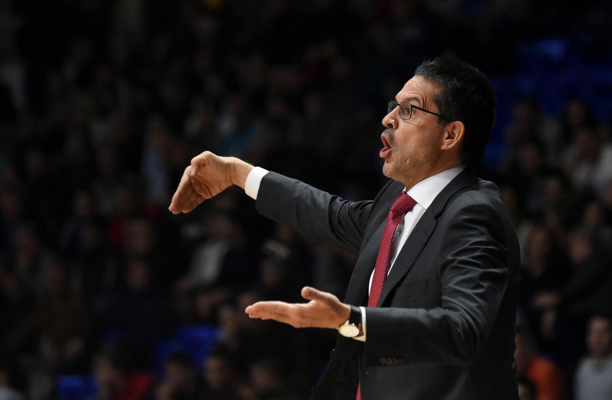 El Baxi Manresa sorprèn el Barça i trenca la seva imbatibilitat al Palau El Baxi Manresa sorprèn el Barça i trenca la seva imbatibilitat al Palau