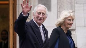 Les absències i el secretisme acosten la família reial britànica a una altra crisi