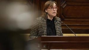 La consellera de Territori, Sílvia Paneque, este martes en el pleno de Rodalies.