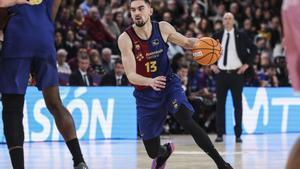 El Barça segella una victòria in extremis davant un combatiu UCAM Múrcia