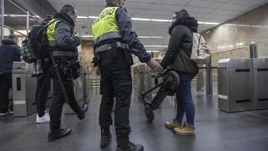El veto al patinet elèctric en el transport públic de tot Catalunya es manté de manera indefinida